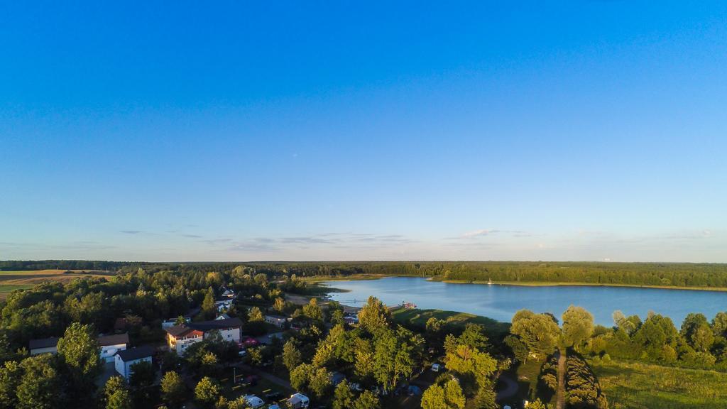 Pensjonat Nad Jeziorem Powidz  Buitenkant foto