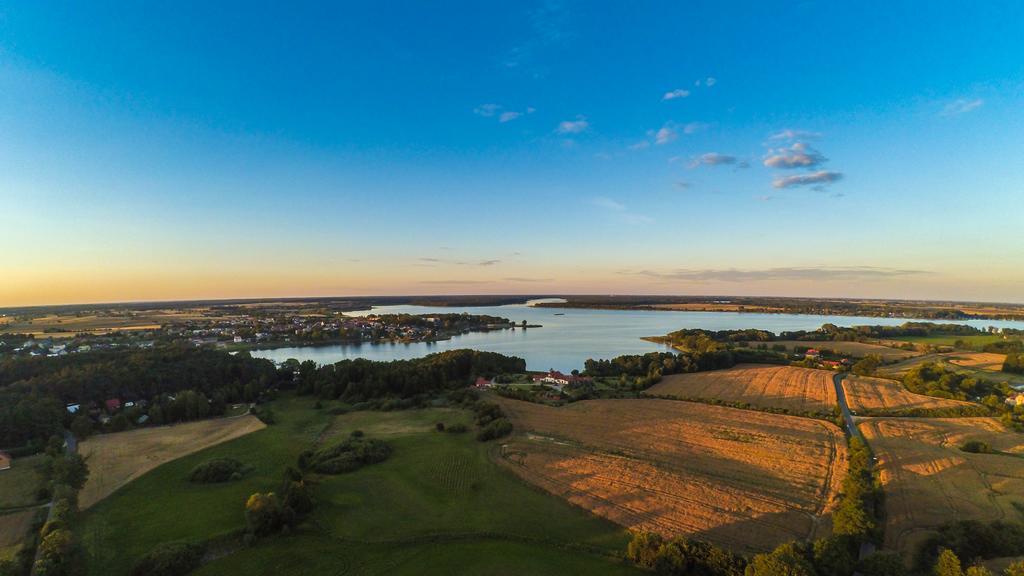 Pensjonat Nad Jeziorem Powidz  Buitenkant foto